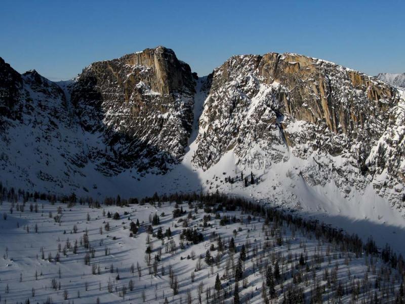 Bauerman Ridge, NW End <br> (BauermanRidge021505-16adj.jpg)