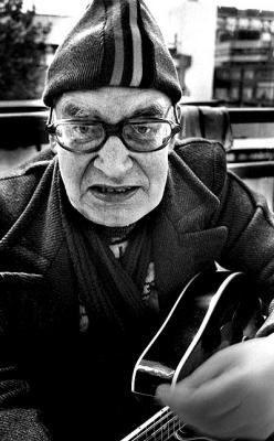 'Dirk', a street musician in an Utrecht shopping mall