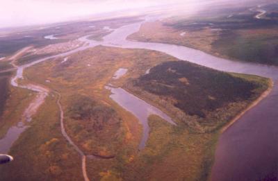 Aerial view of Attawapiskat from west.