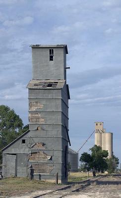 u40/paulv99k/medium/40169529.GageElevator.jpg