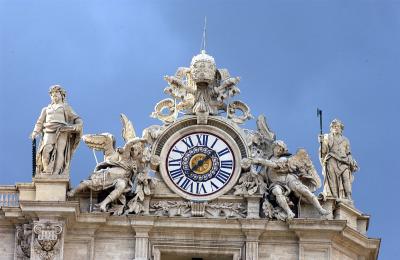 Clock of St Peter's.jpg