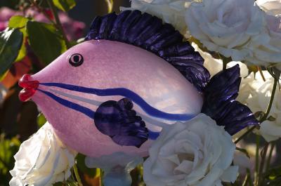 07-31-2004Fish Among the Flowers