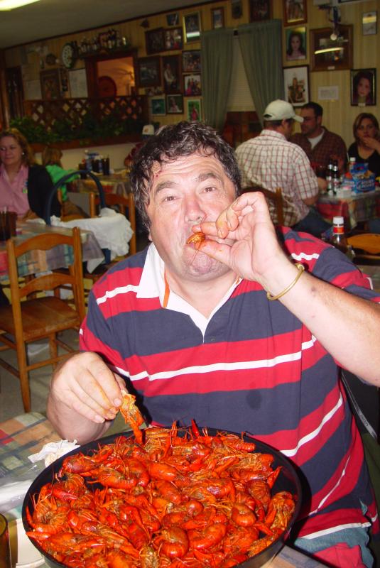 DON PINCHED, SUCKED AND SCHUCKED HIS WAY THROUGH 5 LBS OF THEM MUDPUPPIES