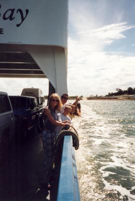 u40/richphome/medium/26323738.ferrytofrasierisland.jpg