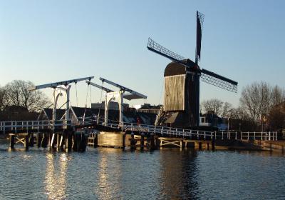 Rembrandt bridge with mill