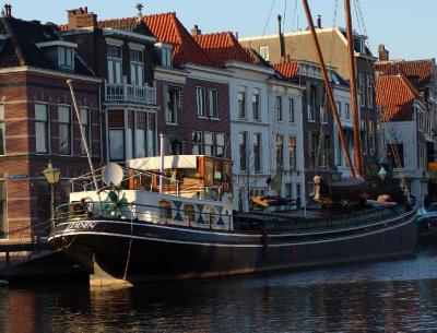 Leiden  boat