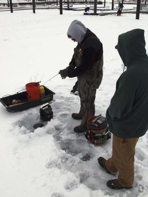 Ice fishing at Belmont Harbor 2004