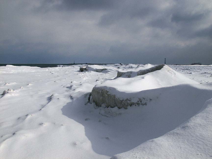 The frozen tundra of Lake Michigan 2004