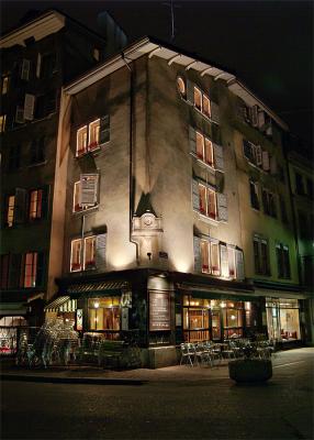 Cafe La Clemence in Geneva old town