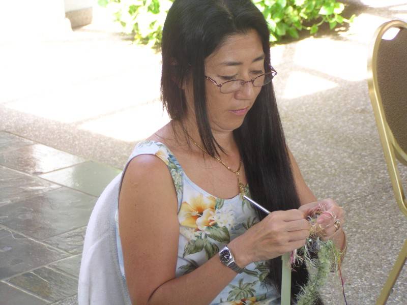 Creating Ribbon Leis