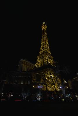 Eiffel Tower by night - Sigma 12-24 EX