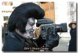 masked_photographer_8203