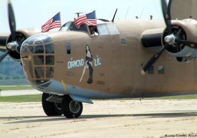 Diamond LiL , Oldest flying B-24 / LB-30