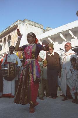 Temple325Dancer.jpg