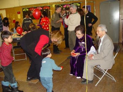 Receiving the Red Envelope Li Xi