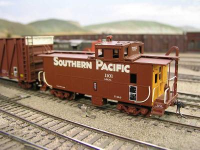 SP C40-3 cab ready to depart Mission Bay. Model by Bill Hare.