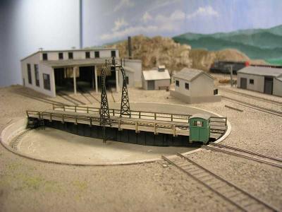Roundhouse and turntable at McCloud