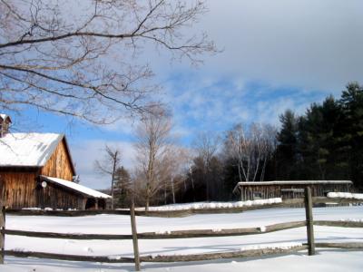 New Boston Road, Barn and Shed