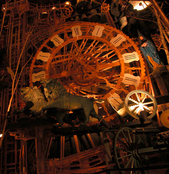  Giant Clock.