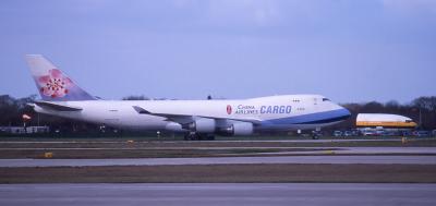 B-18708 China Airlines CARGO B747-400F.jpg