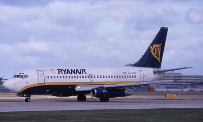 EI-CON Ryanair B737-200.jpg