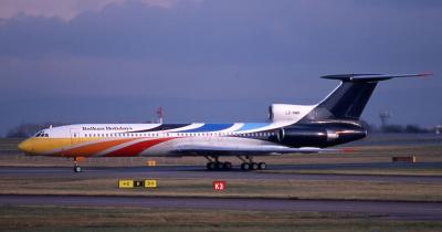 LZ-HMN Tu-154 Balkan Holidays.jpg