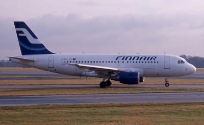 OH-LVI Finnair A319.jpg