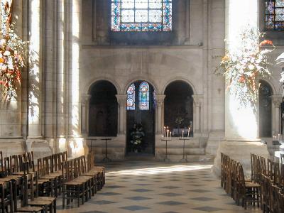 08 Sens - view across Nave to North Aisle3362.jpg