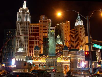 LV-009b - New York, New York_Night