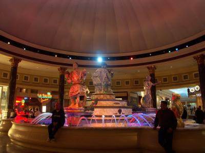 u41/blinkje/medium/26917126.LV021InsideCeasarsPalace.jpg