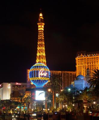 LV-026a - Paris_Night