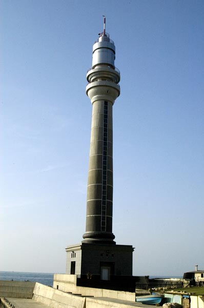 New lighthouse, Beirut