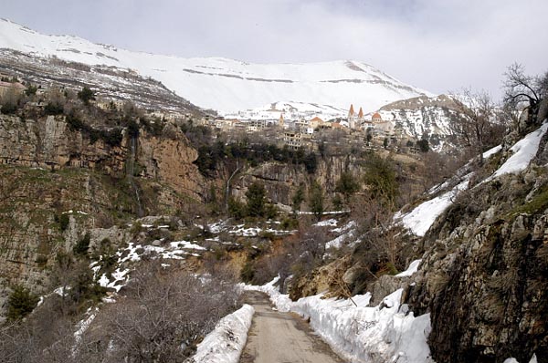 Road to the monstary on the valley floor