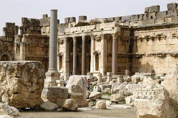 Great Court, Baalbek