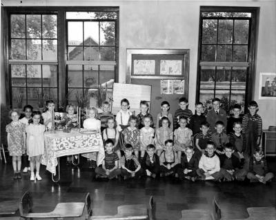 Bud Grupp's 1941 Elementary Class - X marks Bud - 7th from Left - Photo Contributed