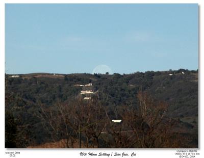 The early morning setting Moon