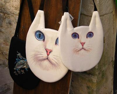 cat purses Erice shop.jpg