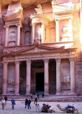 El Khazneh - The Treasury - at 9 a.m.