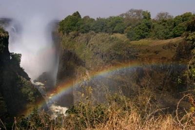 Victoria Falls with rainbow.jpg