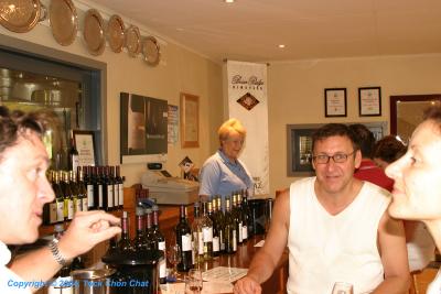 Wine Tasting 02