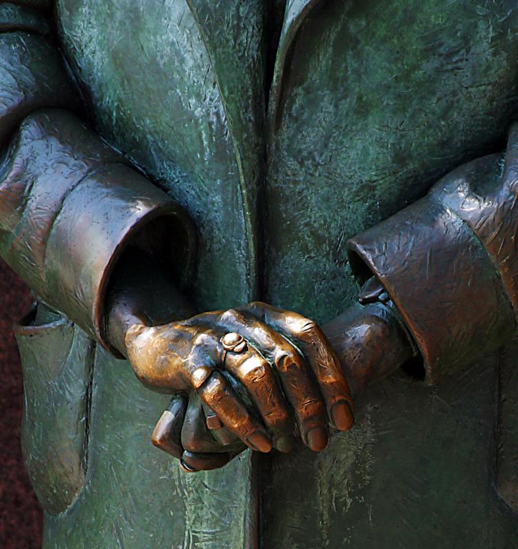 FDR monument, Elenors hands