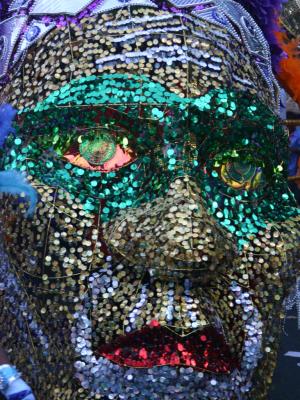 u41/clickaway/medium/33457135.Notting20040830IMG_10819Mask.jpg