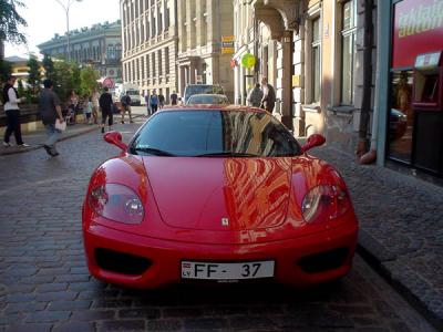 u41/cpeppel/medium/32653763.Ferrari.jpg