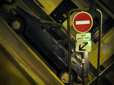Which Way ?by Guillaume