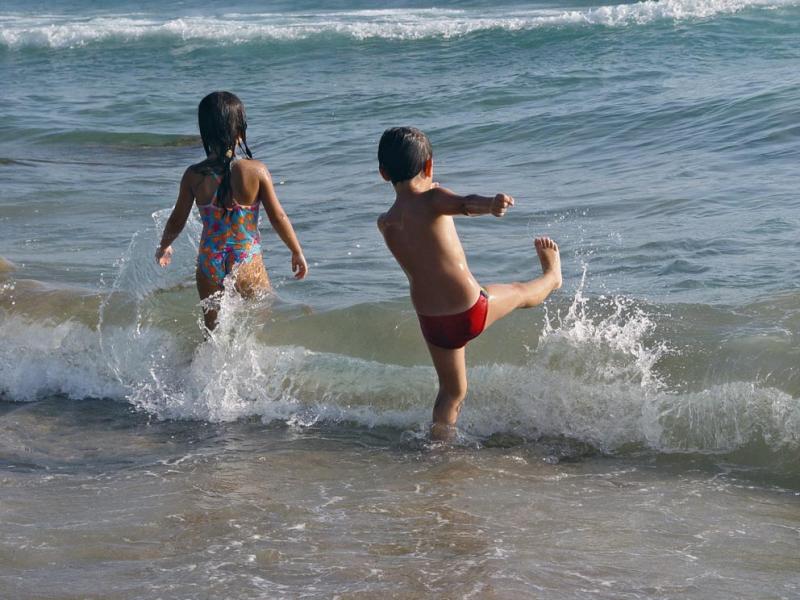First cousins vacations   by Joe Bonello