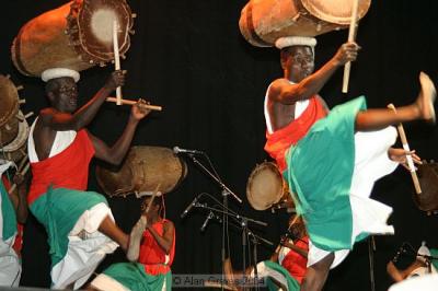 drummers_of_burundi_img_1820_std.jpg