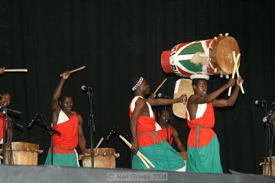 drummers_of_burundi_img_1824_std.jpg