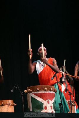 u41/diggers/medium/39580454.drummers_of_burundi_img_1833_std.jpg