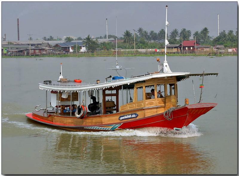 River tug boat - Chao Phraya River