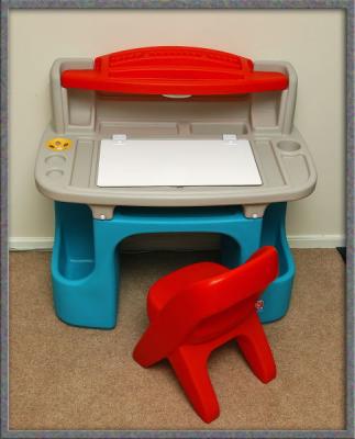 u41/f15todd/medium/33497913.desk1.jpg